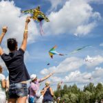 kites_sky_clouds_summer_clear_carelessness_blue_snakes-1383043 (1)