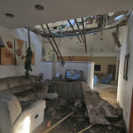 Damage caused to Ashkelon home (Photo: Avi Rokach)